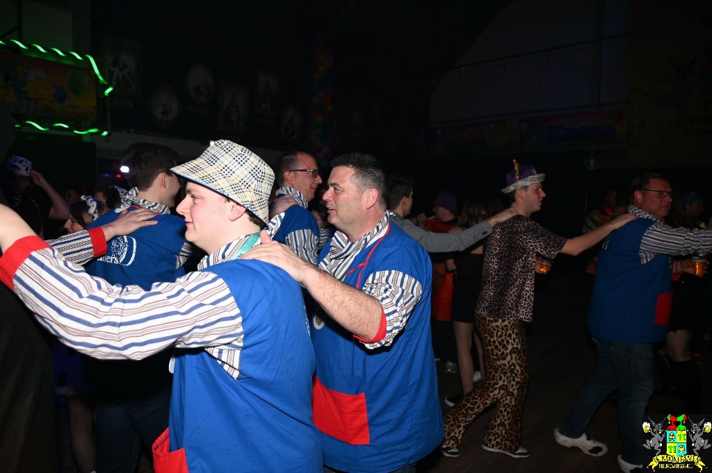 ../Images/Opwarmbal 2026 081.jpg